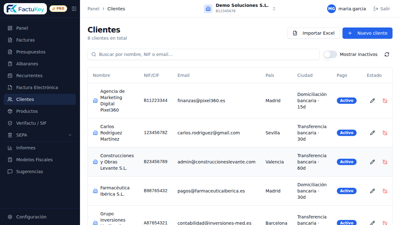 Gestión de clientes en FactuKey